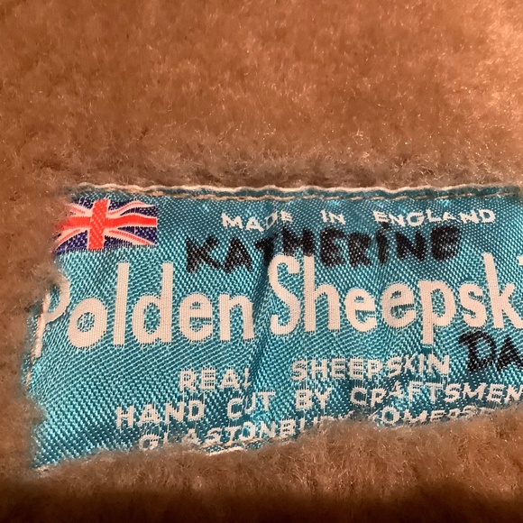 REAL SHEEPSKIN Coat UNISEX GIRLS /BOYS GIRLS  5-6 Y ,UK  made,switch buttons - Picture 5 of 15